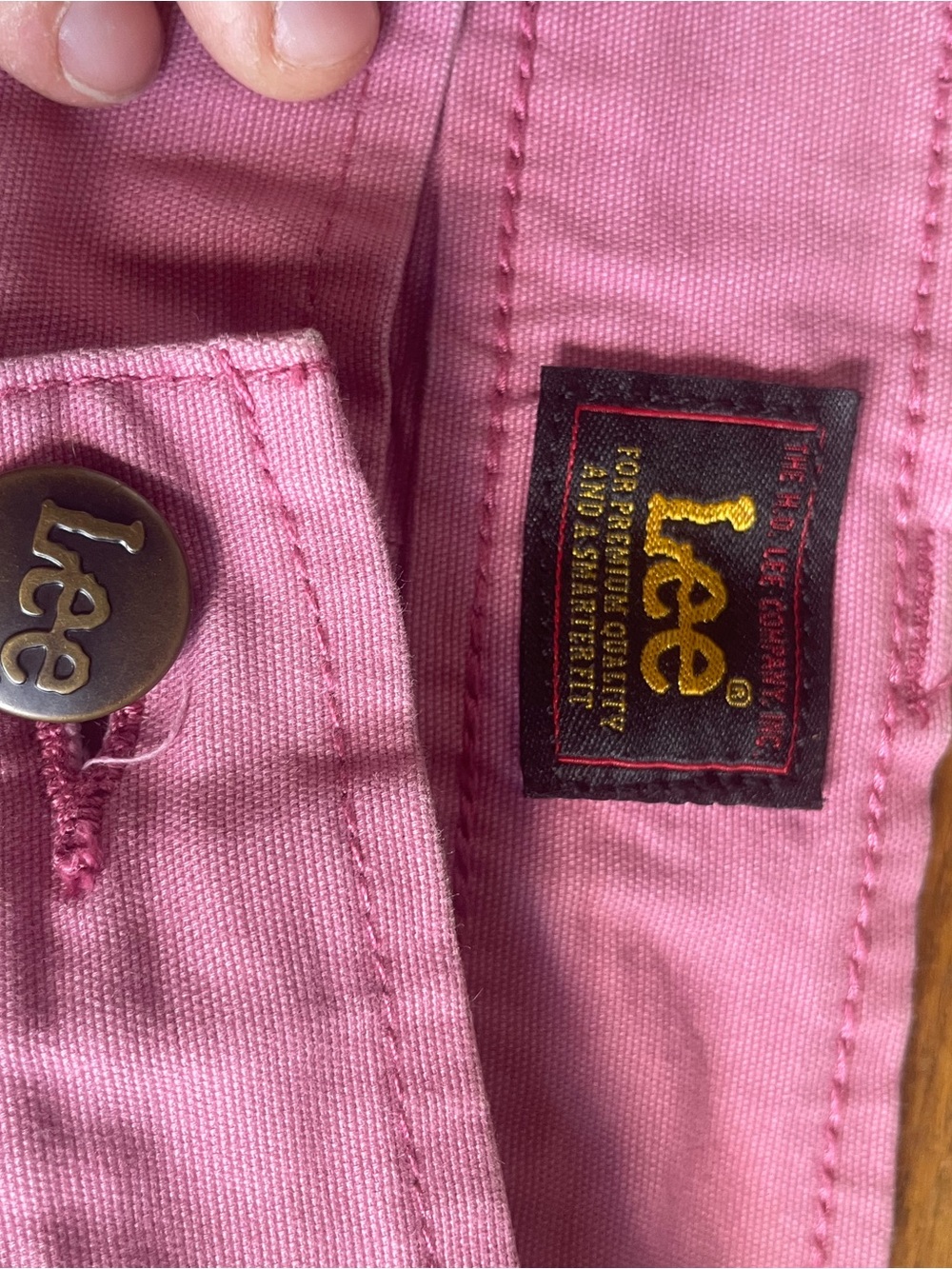 Lee Pink Cotton-Blend Cargo Shorts - Picture 3 of 4